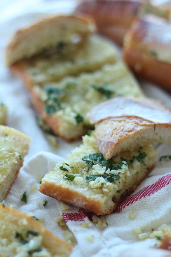 easy-garlic-bread-recipe
